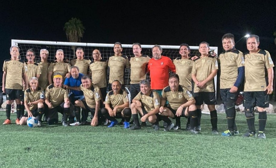 Fotografia de DECANOS